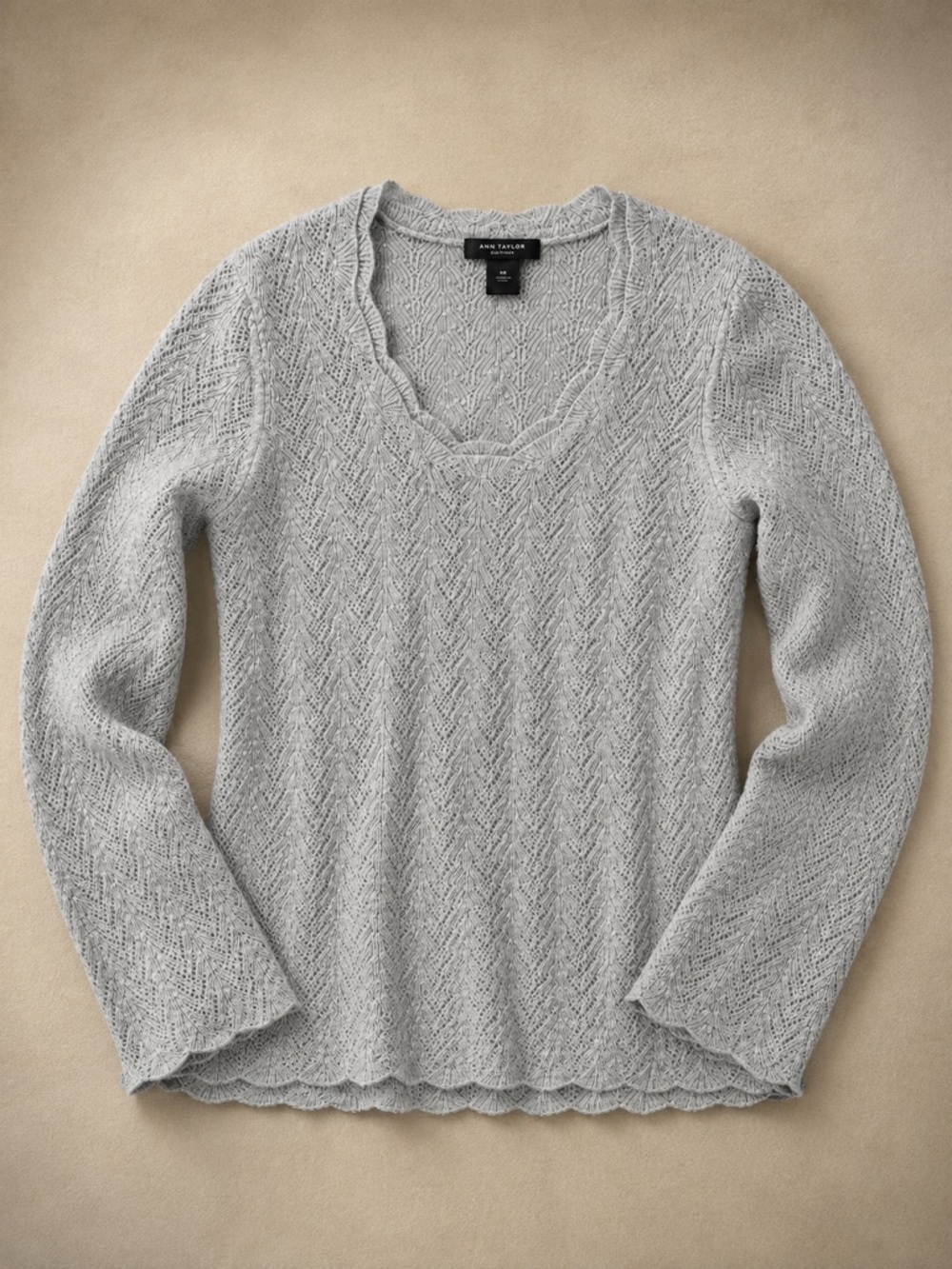 Ann Taylor Cashmere Metallic Open Knit Scalloped Sweater Gray XS/S Lightweight - Picture 2 of 9